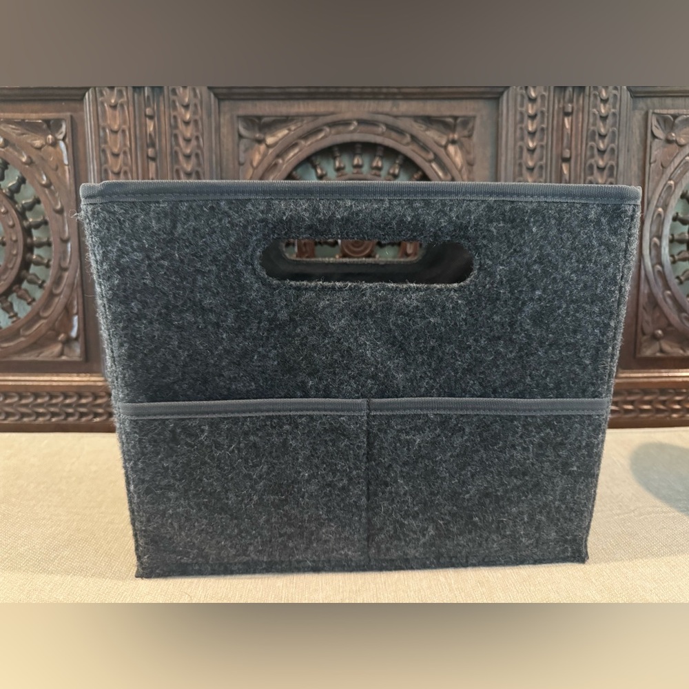 Thirty-One Charcoal Felt Storage Tote